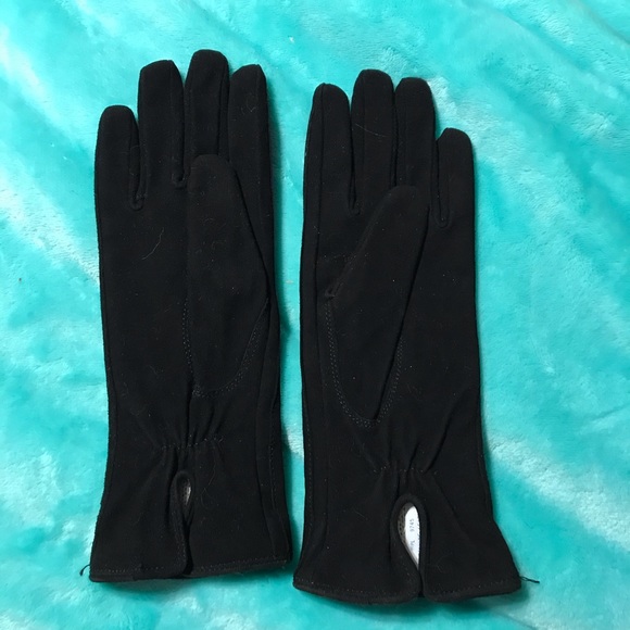 Genuine Leather 100% Wool Lining Black Gloves - Picture 2 of 4